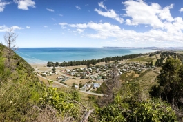 Panoramique du haut de la petite ville de Rarangi