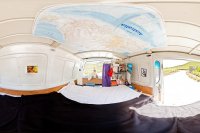 Visite virtuelle de l\'intérieur de notre van, en panoramique sphérique