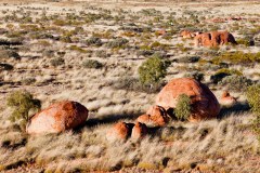 Devil Marbles vues d'en haut d'un amas de roche