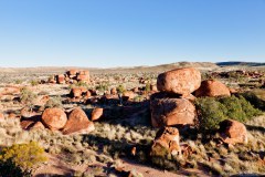 Devil Marbles depuis le haut d'un amas de roche