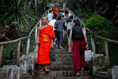 monk-luang-prabang