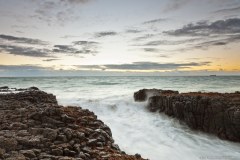 Mer déchainée sur la plage de Bunbury