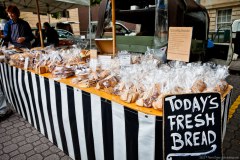 Pain frais, marché de Salamanca, Hobart