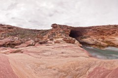 Panoramique des Talia Caves