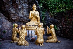 statues-mont-phou-si-luang-prabang3