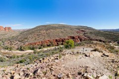 Panoramique de la gorge de Trephina et des Mac Donnell Ranges