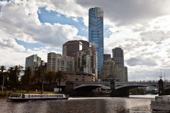 Quartier des affaires vu des rivages de la Yarra