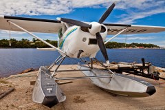 Hydravion dans le port de Strahan